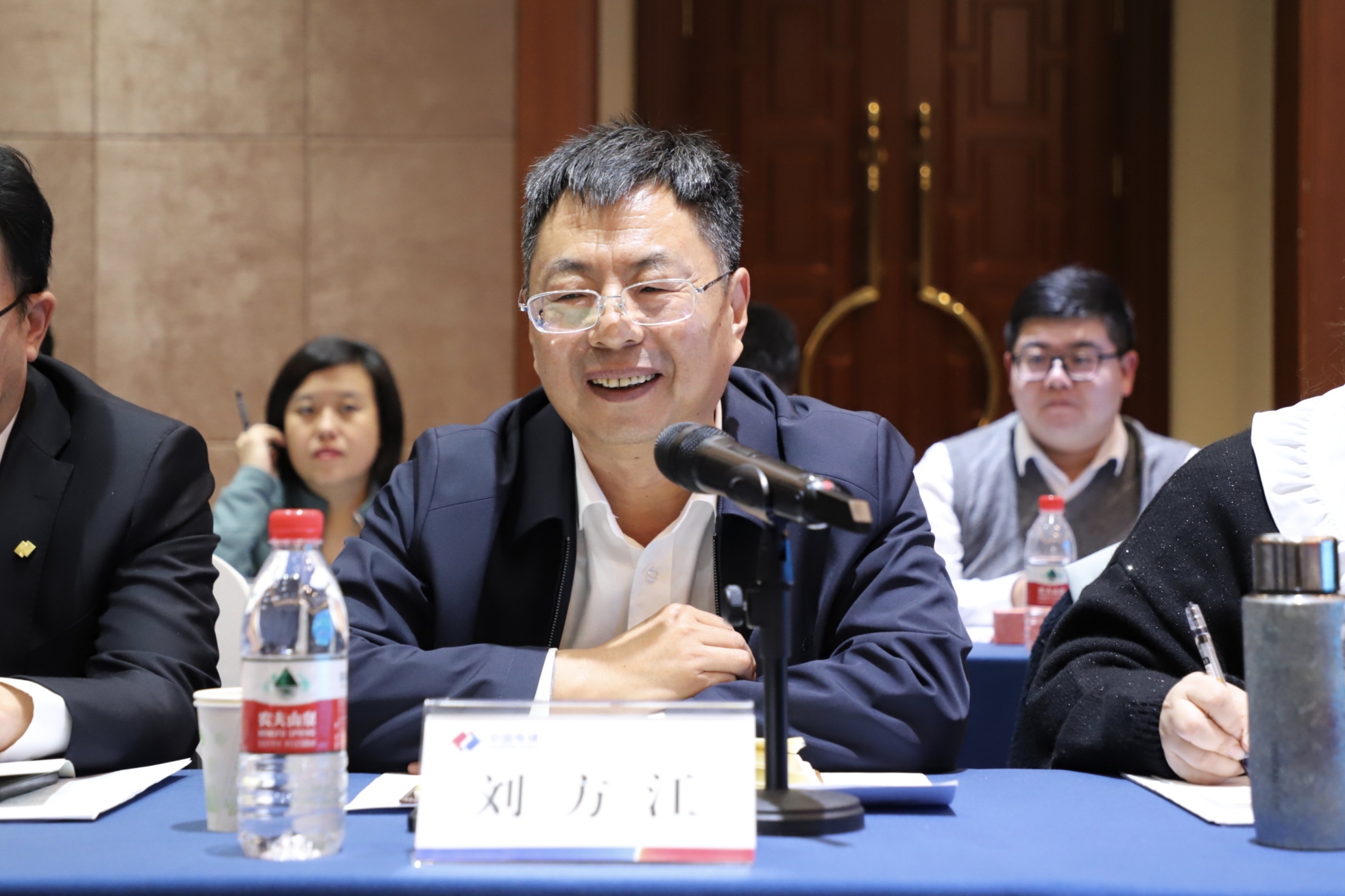 山东世界杯官网三公司党委委员副总经理刘方江