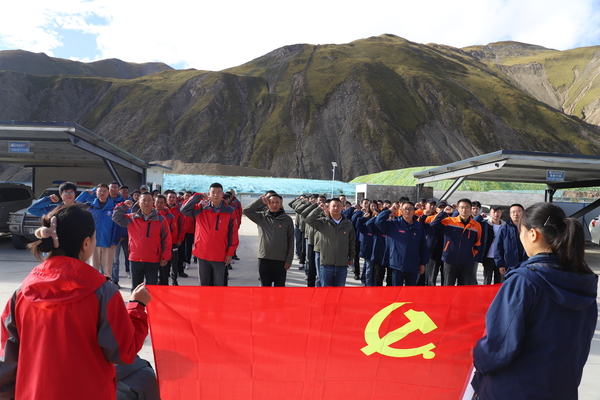 3.帕孜联合党支部党建活动.JPG